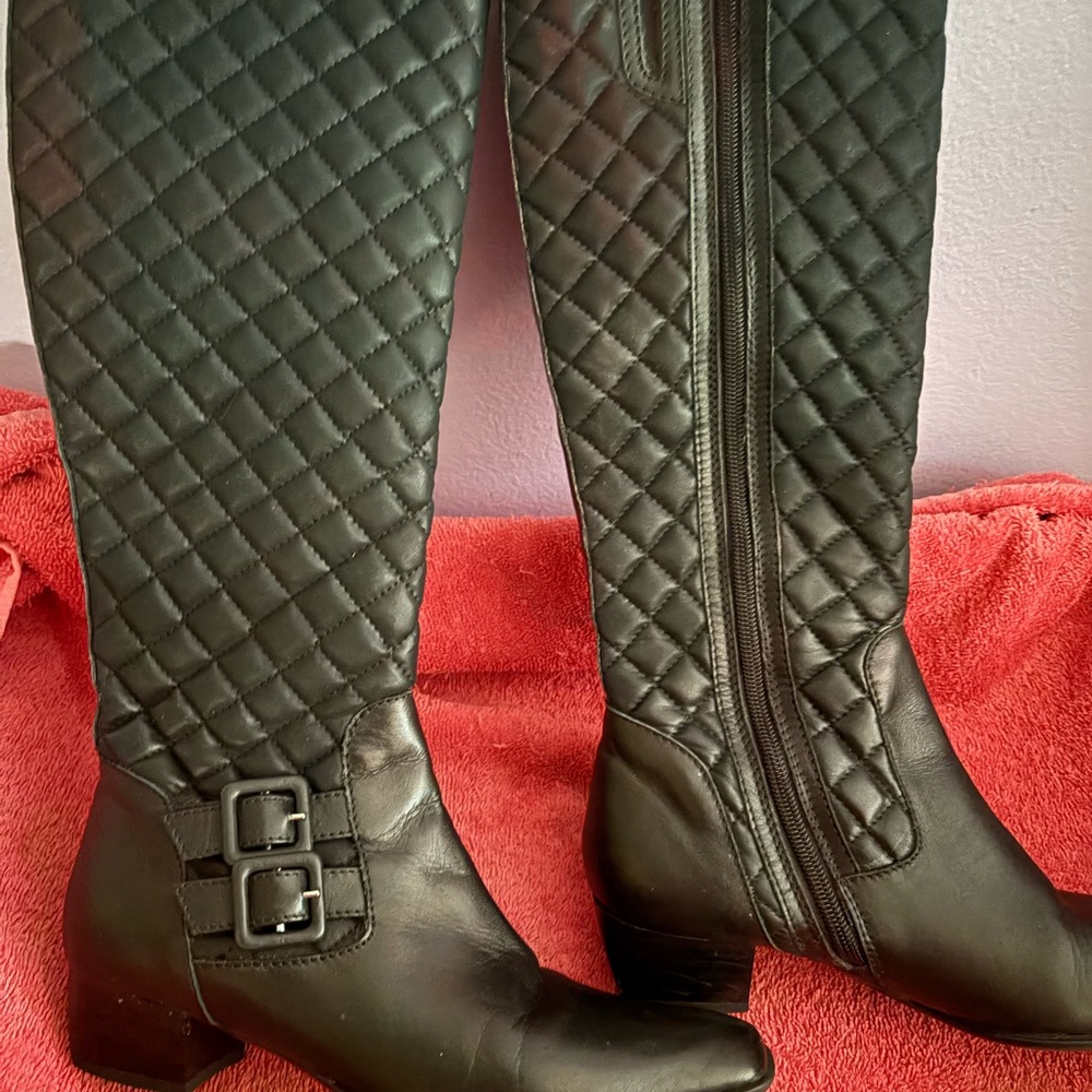 Sesto Meucci Black Quilted Heeled Boots
